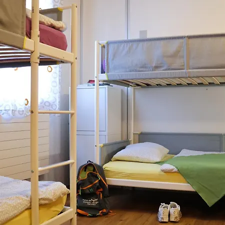 Hostel Backpacker Le Petit Baroudeur *